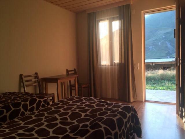 Guesthouse Besarion Ушґулі Екстер'єр фото
